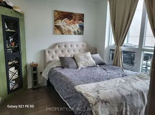 377 Madison Ave #619, Toronto, ON M4V3E1