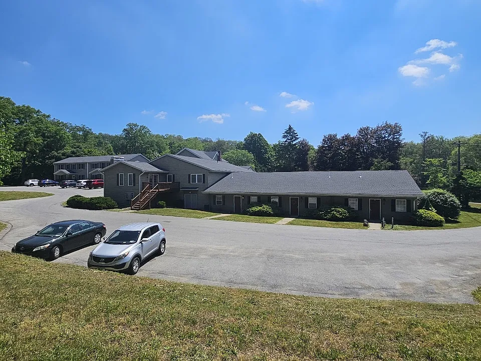 1-18 Willow Way #5