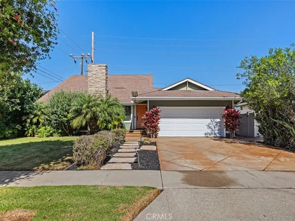 9301 Neolani Dr, Huntington Beach, CA 92646