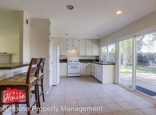 156 Village Run E, Encinitas, CA 92024