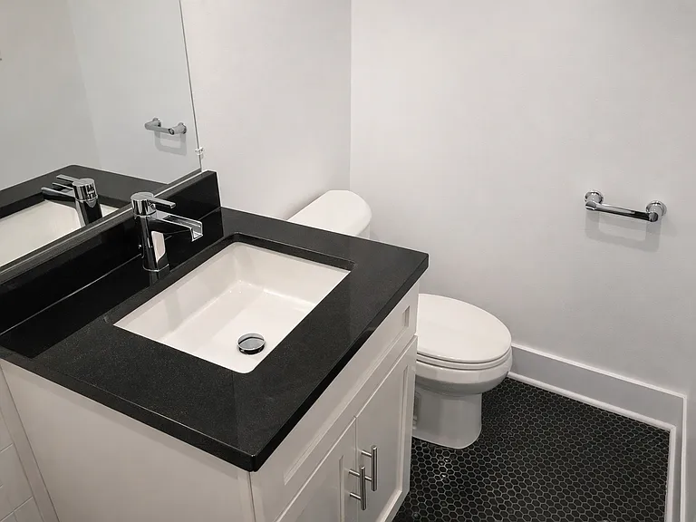 727 Quebec Pl NW #A — Photo 13