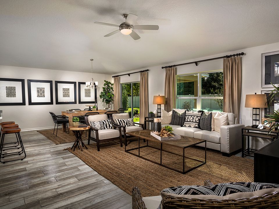 2nd image of 3240 Casa Del Rey Ave