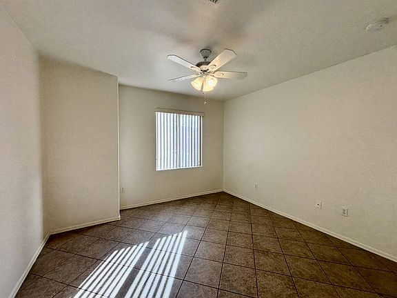 5th image of 11862 W Thomas Arron Dr