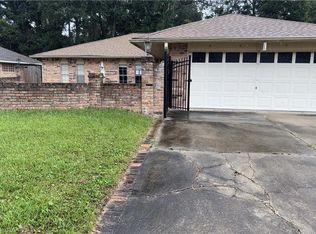 604 Lake Superior Dr, Slidell, LA 70461