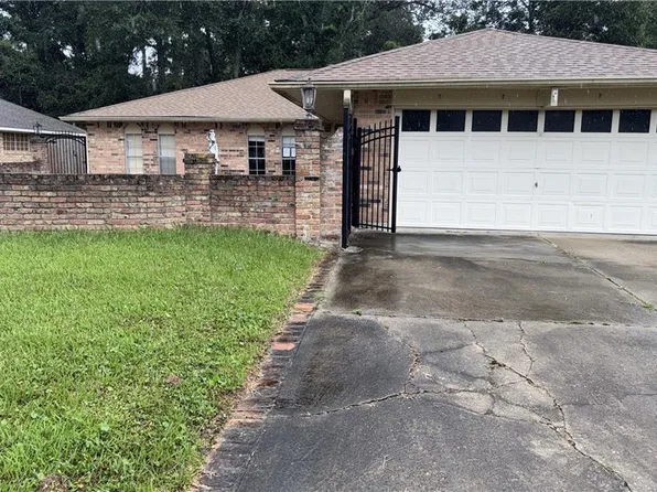 604 Lake Superior Dr, Slidell, LA 70461