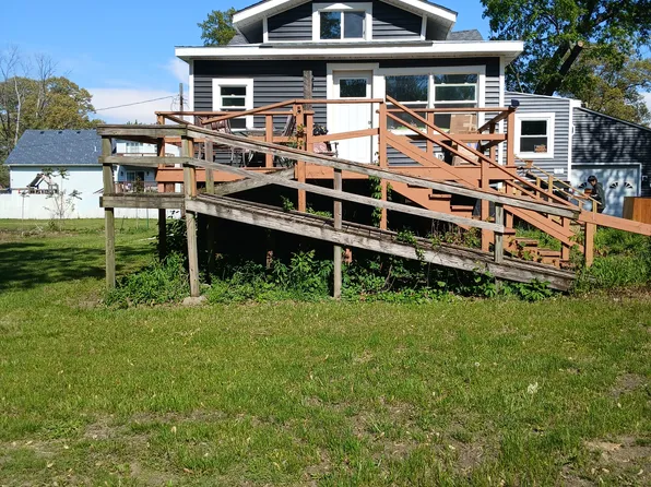 2331 Morgan St, Lake Station, IN 46405