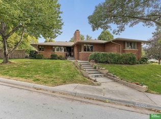 6102 Burt St, Omaha, NE 68132
