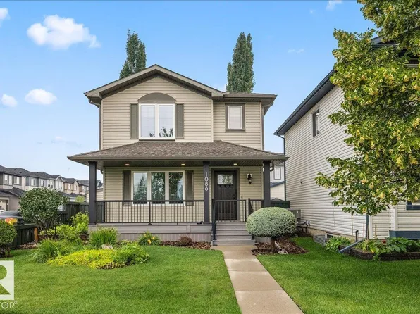 1086 Grantham Dr NW, Edmonton, AB T5T 0W2