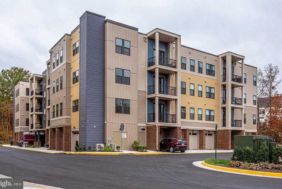 1st image of 43095 Wynridge Dr #200