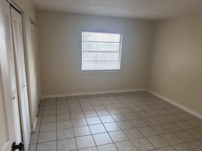 721 SW Gardens Blvd — Photo 12