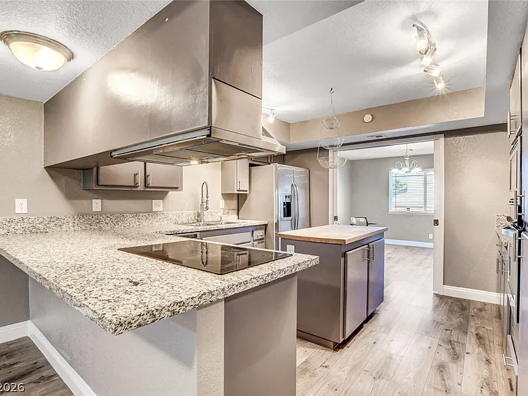 4367 S Mojave Rd — Photo 22