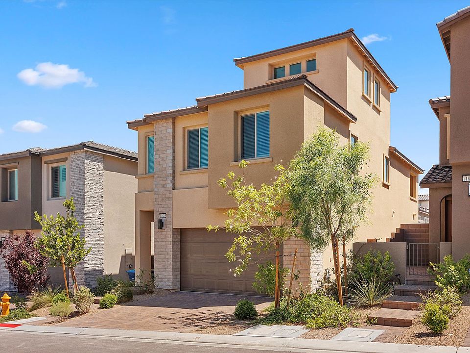 1st image of 11825 Pelican Butte Ave