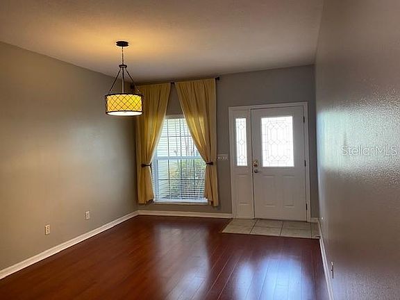 2nd image of 920 Woodbridge Ct