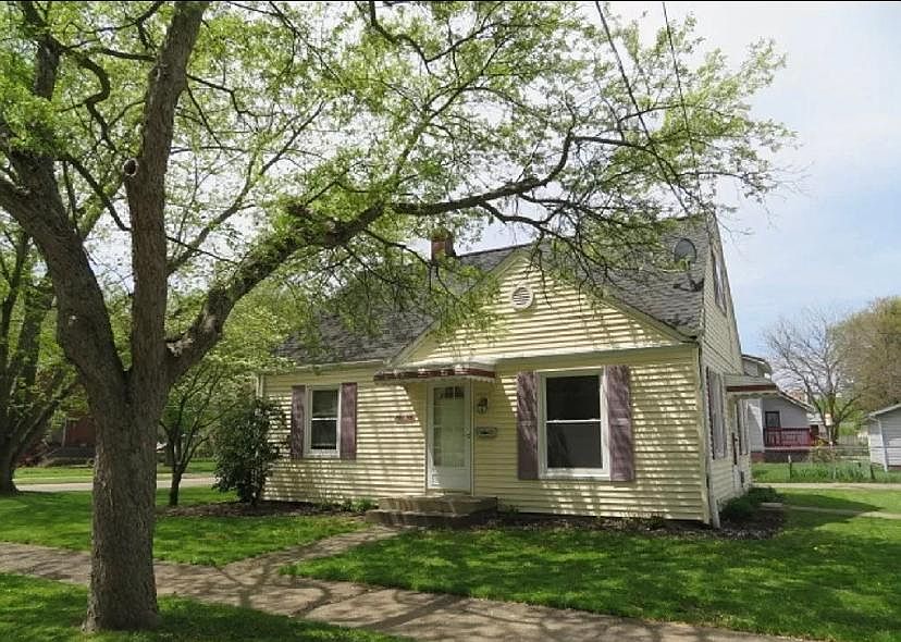 1st image of 1239 Eastwood Ave