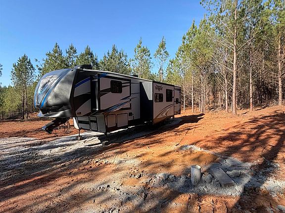 3rd image of 900 Valley Rd #0