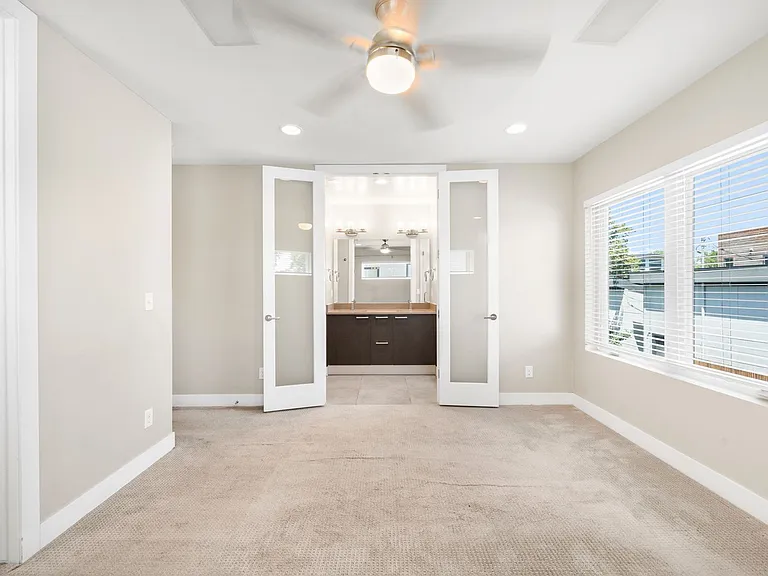 1751 W 40th Ave — Photo 17
