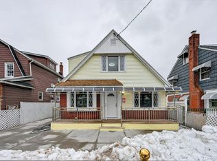 10424 208th Street, Queens Village, NY 11429