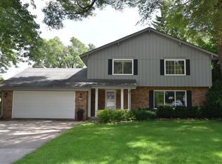 7250 N Redwood Rd, Glendale, WI 53209