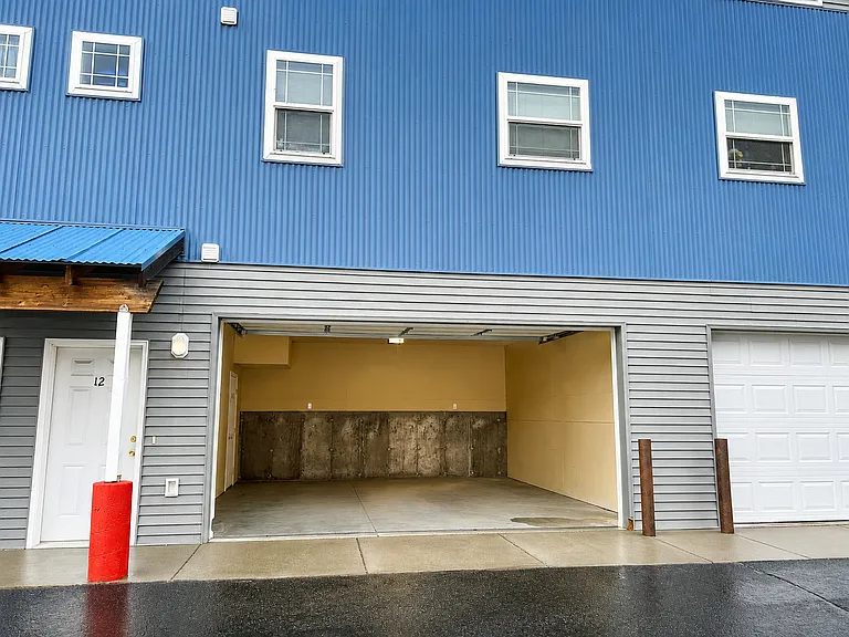 1615 Fantan St — Photo 2