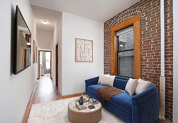5th image of 511 E 83rd St APT 5A