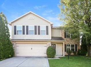 19024 Prairie Crossing Dr, Noblesville, IN