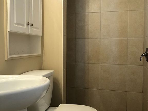 5th image of 2206 South St #1-2R