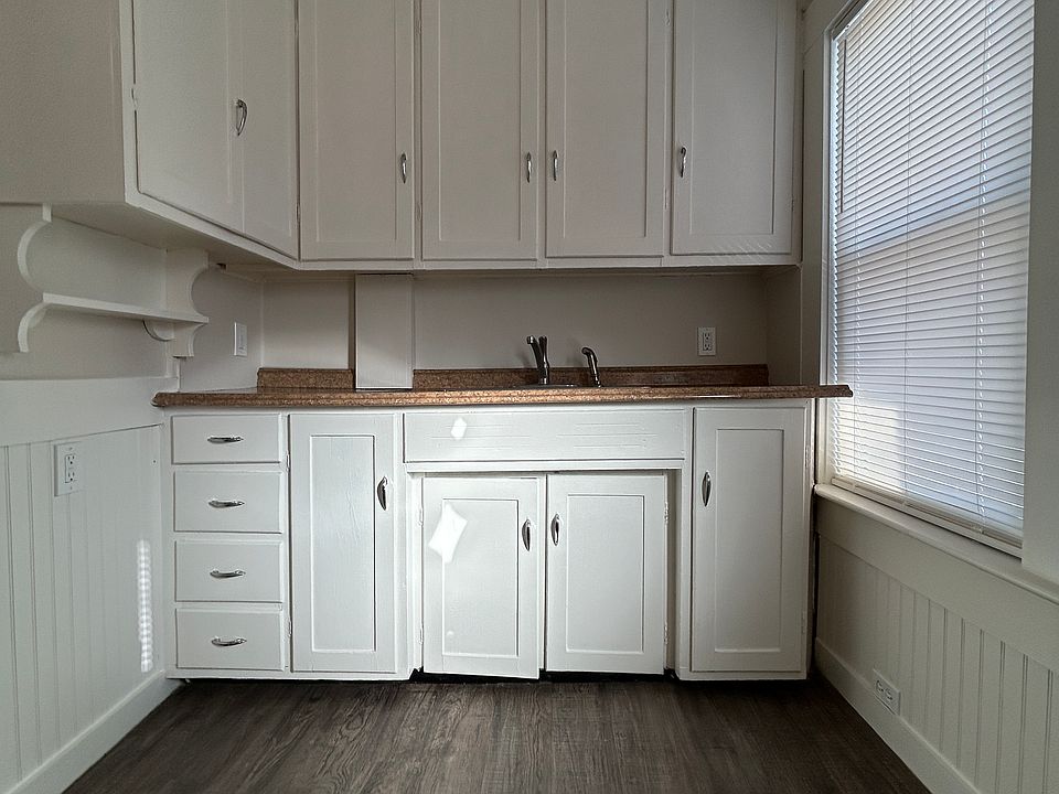 1st image of 98 Chandler St APT 1