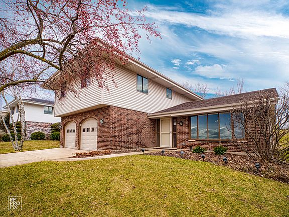 2nd image of 172 Braintree Dr