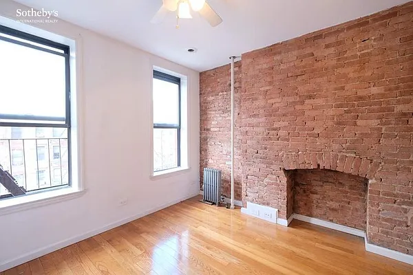 Rented by Sotheby's International Realty | media 23