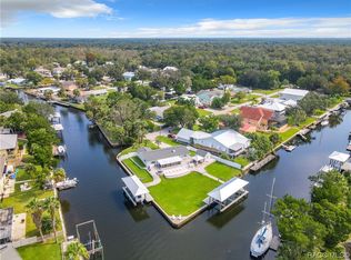 1950 NW 16th St, Crystal River, FL 34428