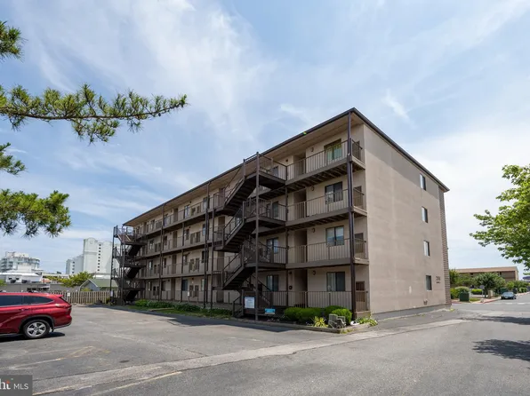 204 33rd St #40401, Ocean City, MD 21842