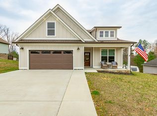 57 Stones River Dr, Chickamauga, GA 30707