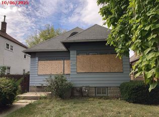 3061 N 52nd St, Milwaukee, WI 53210
