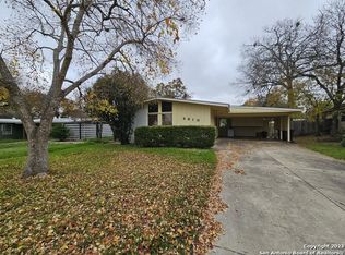 2810 Knight Robin Dr, San Antonio, TX 78209