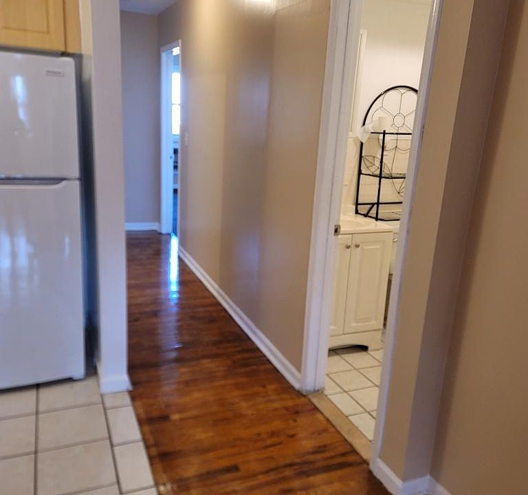 2nd image of 81-0 102nd Rd #3