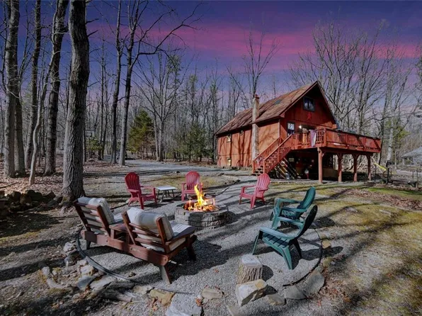 3238 Woodcrest Ave, Effort, PA 18330