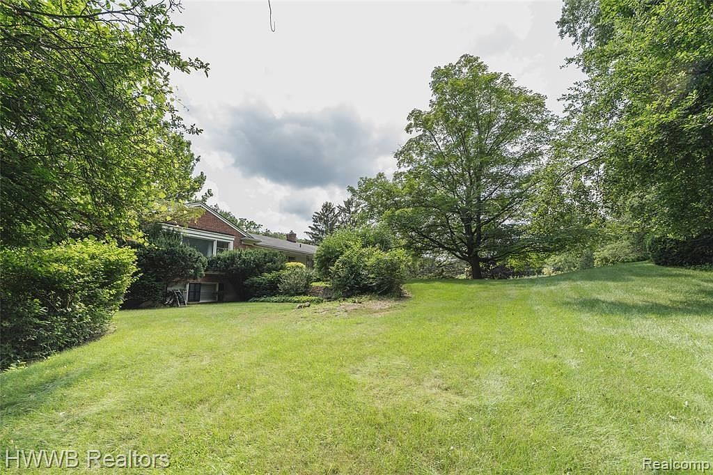 1600 Hillwood Dr, Bloomfield Hills, MI 48304 Zillow