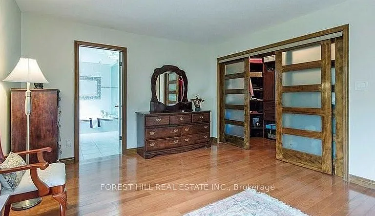 297 Grangeover Ave — Photo 18