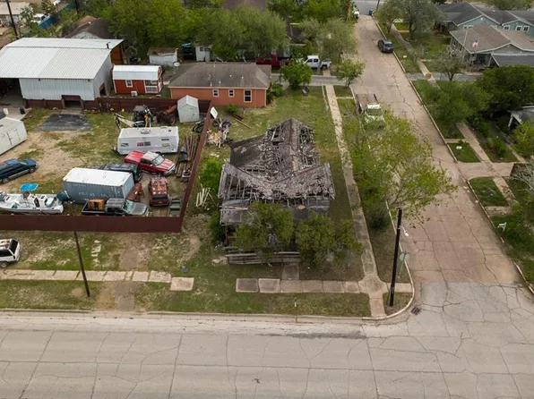 293 E Robertson St, San Benito, TX 78586