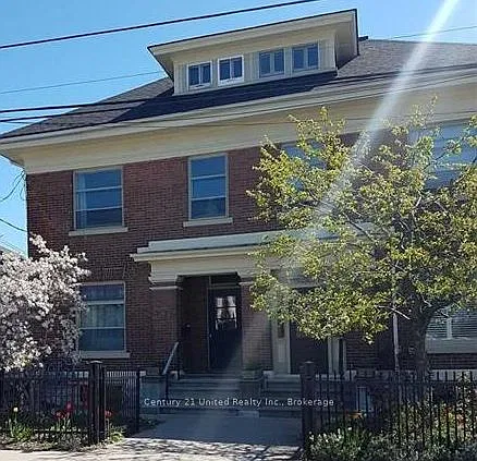 2 bed, $2,650 — Photo 1