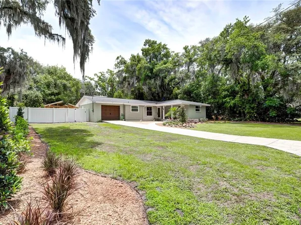 516 Cypress Ln, Lutz, FL 33548