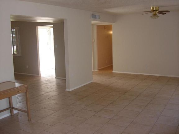 4th image of 1622 E Hermosa Dr