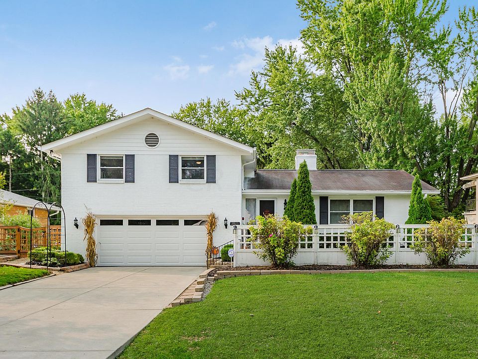 1st image of 3511 Darbyshire Dr