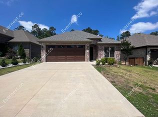 6 Piper Ln, Little Rock, AR 72223