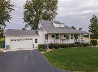 2128 N 2700 East Rd, Le Roy, IL 61752