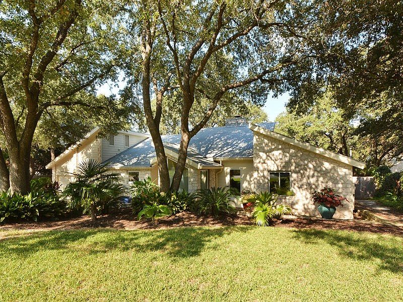 1st image of 6320 Sprucewood Dr