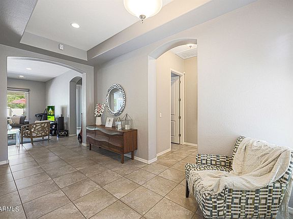 3rd image of 3904 S Wilson Dr