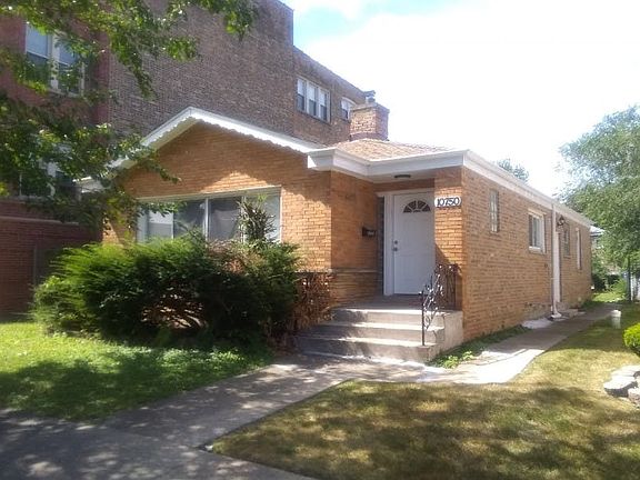 2nd image of 10750 S King Dr