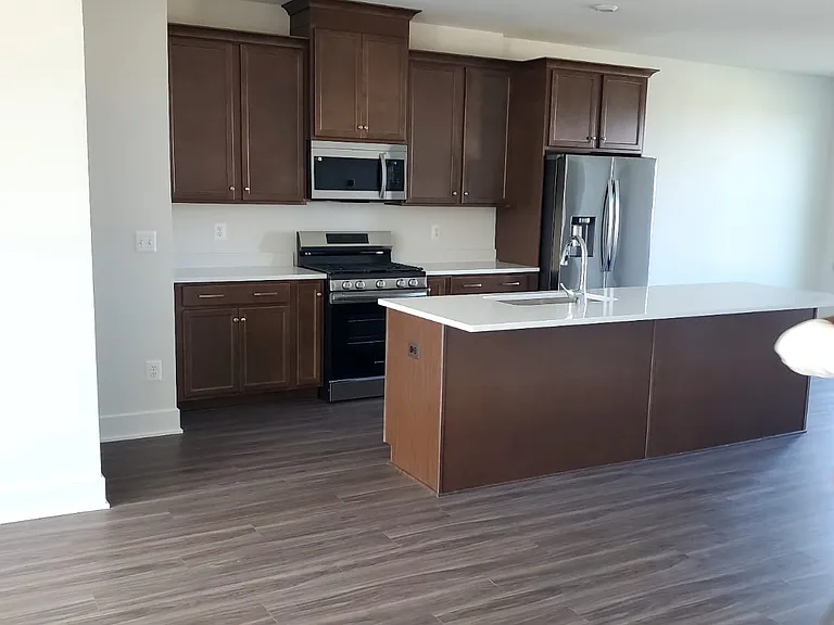 129 Galaxy Pl — Photo 7