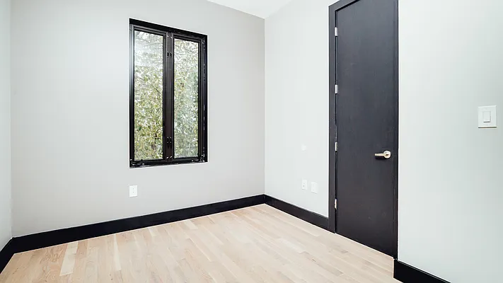 Rented by Nooklyn NYC LLC | media 2